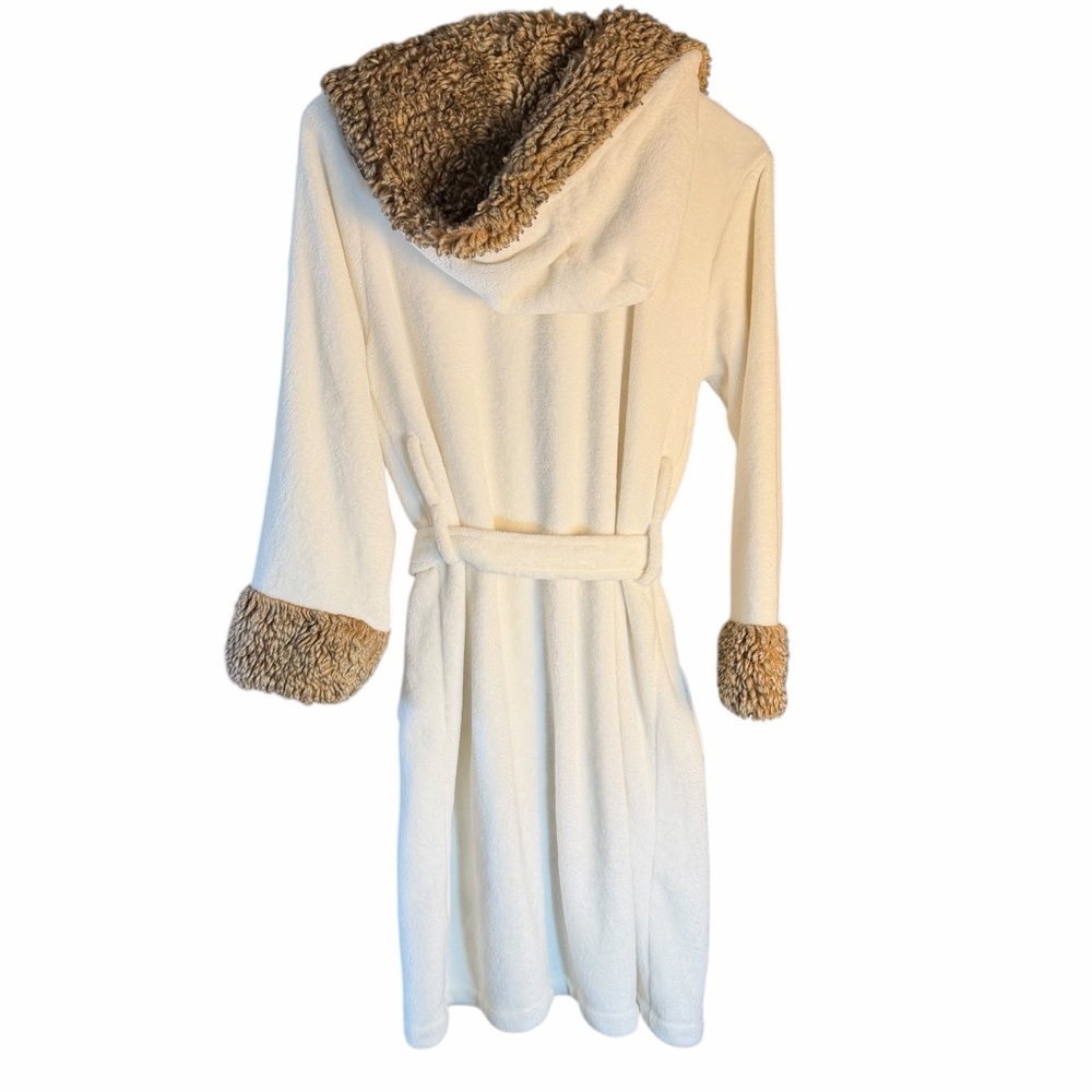 Pottery Barn Hooded Robe - Picture 2 of 10
